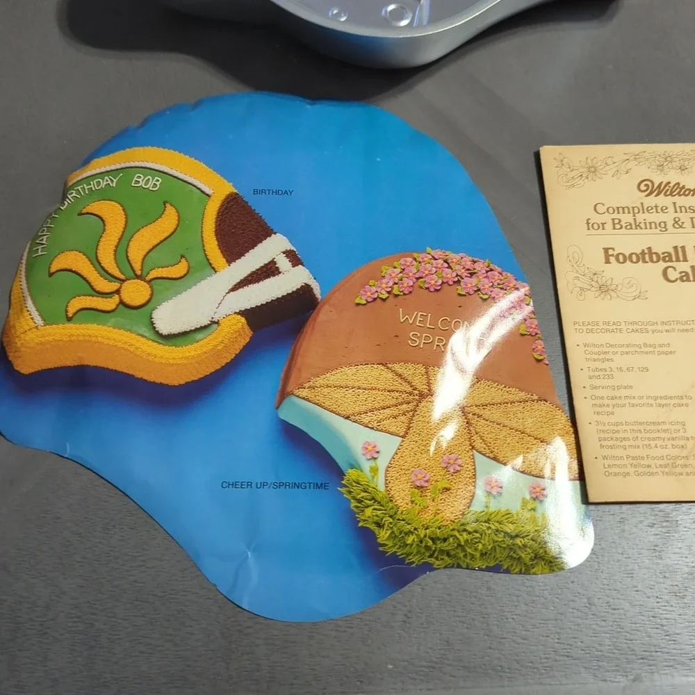 Wilton Football Helmet Vintage 1979 Cake‎ Pan With Instructions